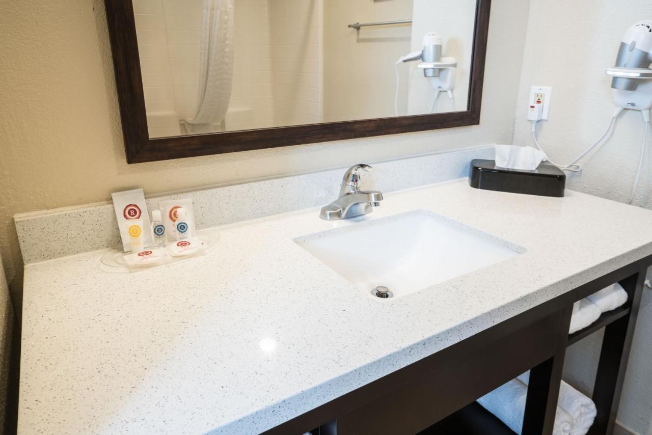Hotel Comfort River Park