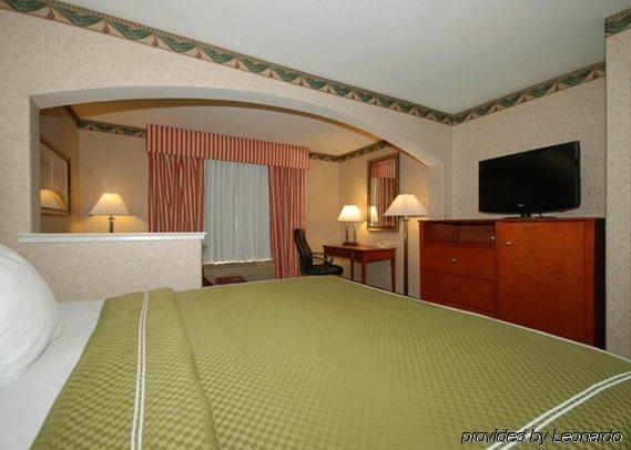Hotel Comfort River Park Fresno
