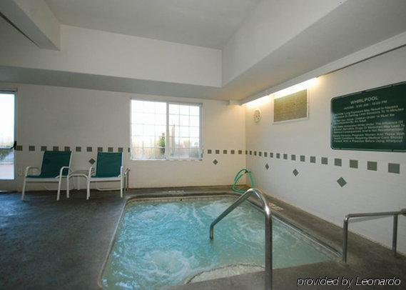 Hotel Comfort River Park 3*
