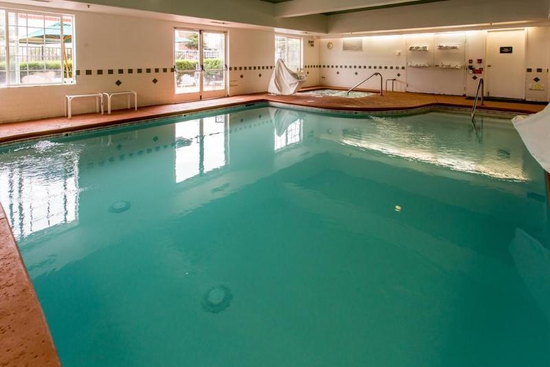 Comfort River Park 3* Fresno