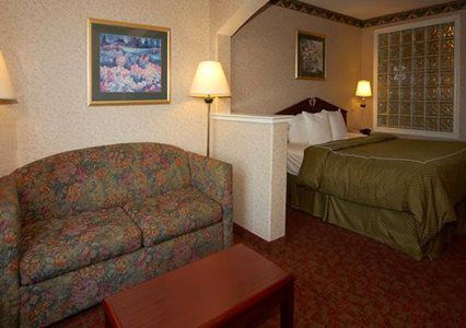 Hotel Comfort River Park 3*