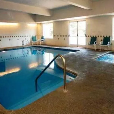 Comfort Suites Fresno River Park 