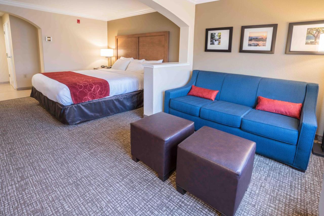 Comfort River Park Hotel 3*