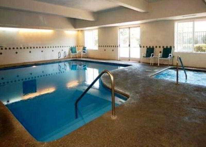 Comfort River Park 3* Fresno